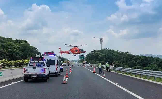 丰顺高速公路汽车救援案例
